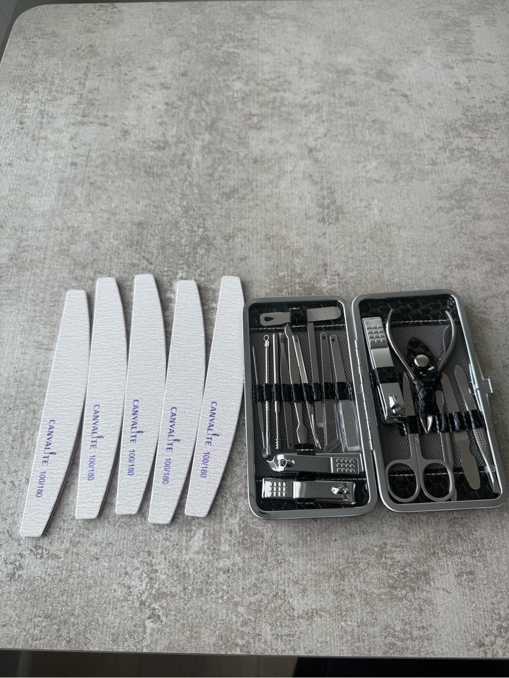 Portable Manicure & Nail File Set - White Buffers